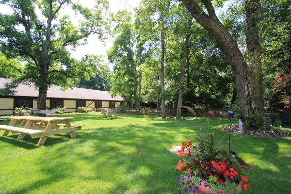 The Earl of Sandwich Motel image 2