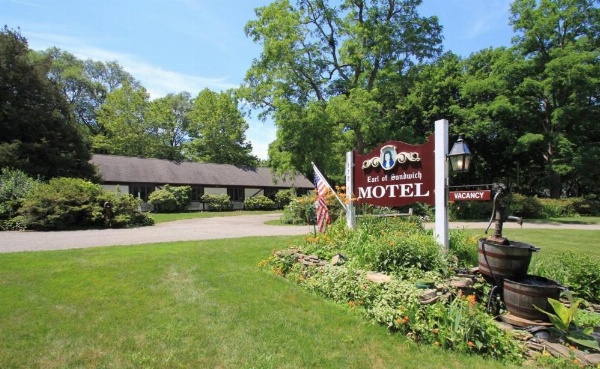 The Earl of Sandwich Motel image 30